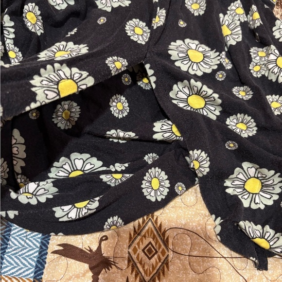 ModCloth daisy print faux wrap midi dress - Picture 6 of 14